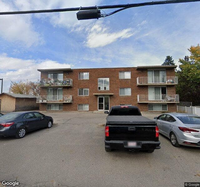 Street view of 913 67 Avenue SW, Calgary