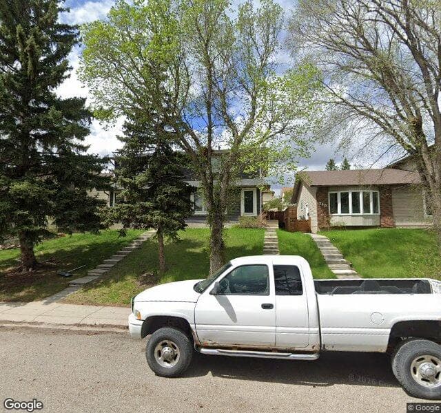 Street view of 244 Edgedale Place NW, Calgary