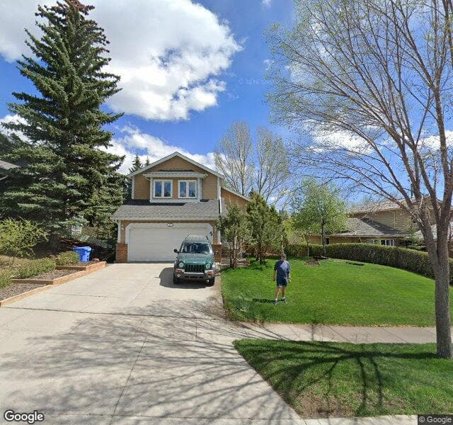 Street view of 84 Hawkwood Hill NW, Calgary