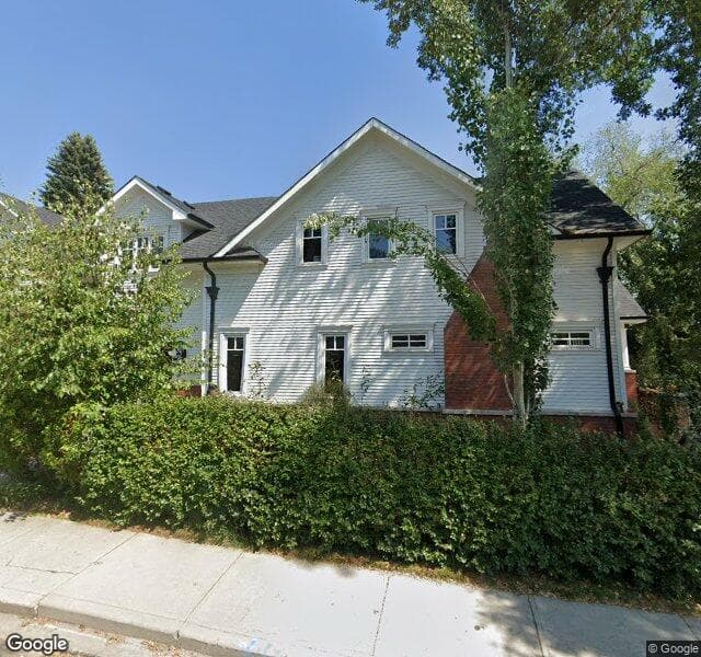 Street view of 920 38 Avenue SW, Calgary
