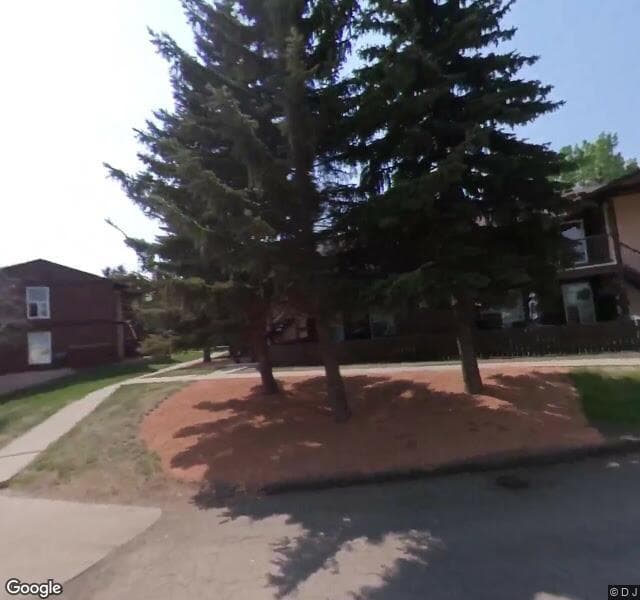 Street view of 511 Huntington Hill NW, Edmonton