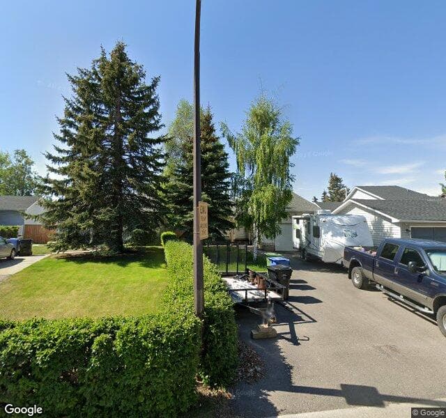 Street view of 822 Ranchview Circle NW, Calgary