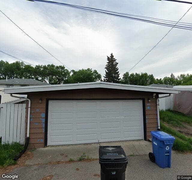 Street view of 3932 40 Avenue NW, Calgary