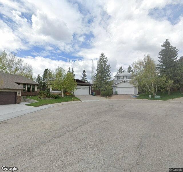Street view of 127 Edgehill Place NW, Calgary