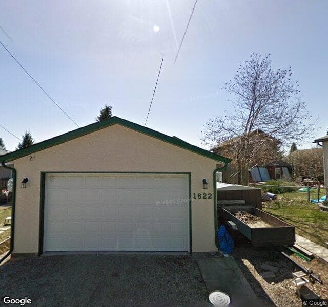 Street view of 1622 23 Avenue NW, Calgary