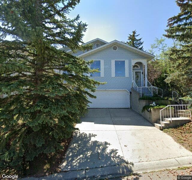 Street view of 103 Stratton Crescent SW, Calgary