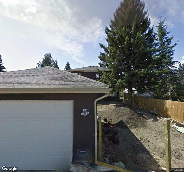 Street view of 820 24 Avenue NW, Calgary