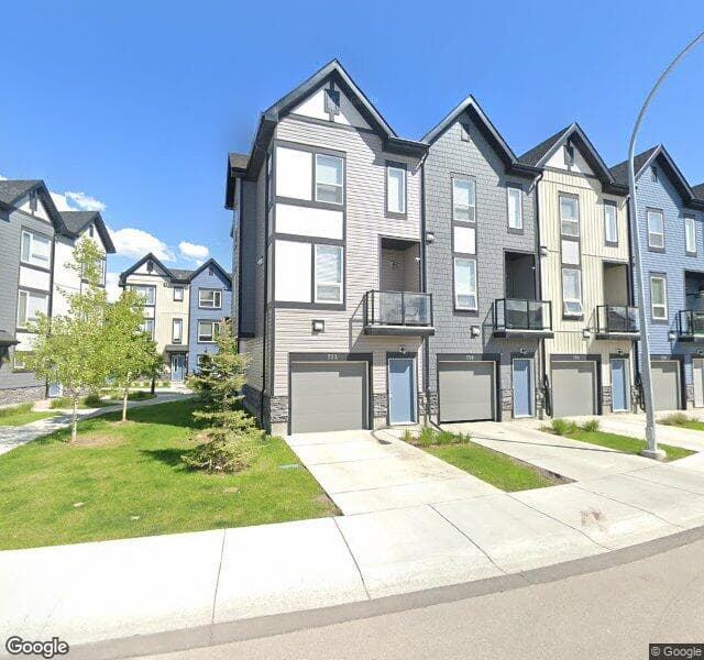 Street view of 712-15 Evanscrest Park NW, Calgary