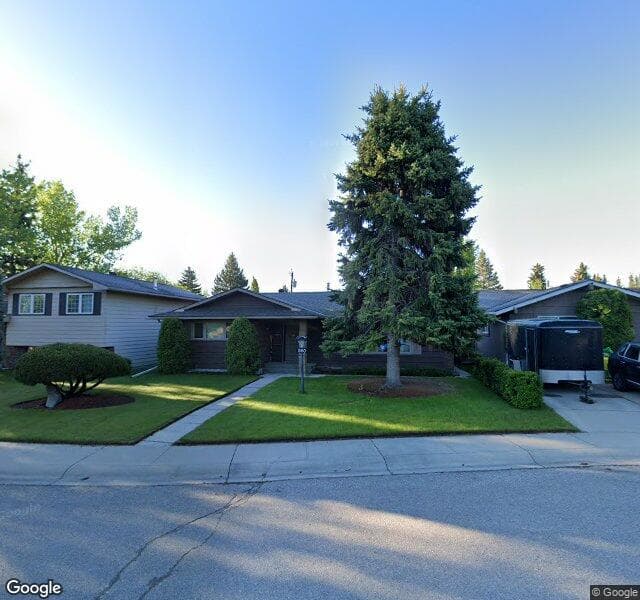 Street view of 260 Parkwood Close SE, Calgary