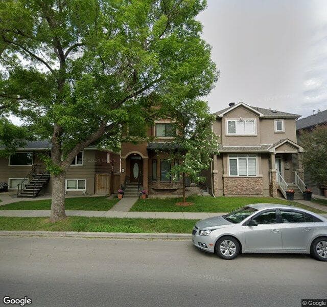 Street view of 413 10 Street NE, Calgary