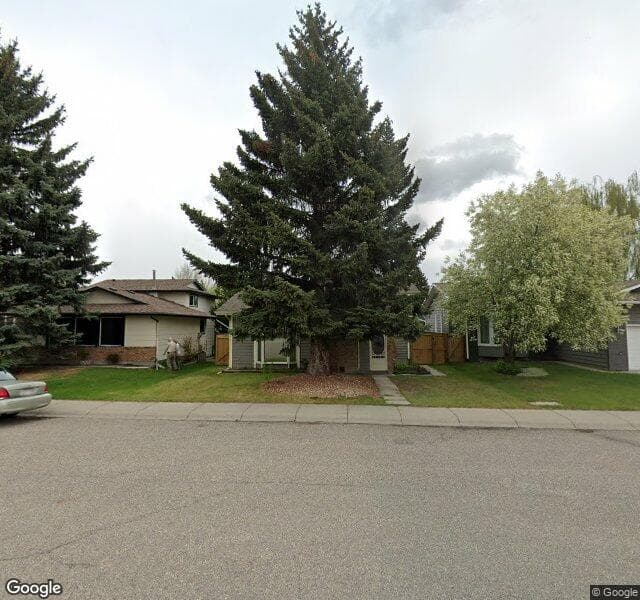 Street view of 212 Sunmount Place SE, Calgary