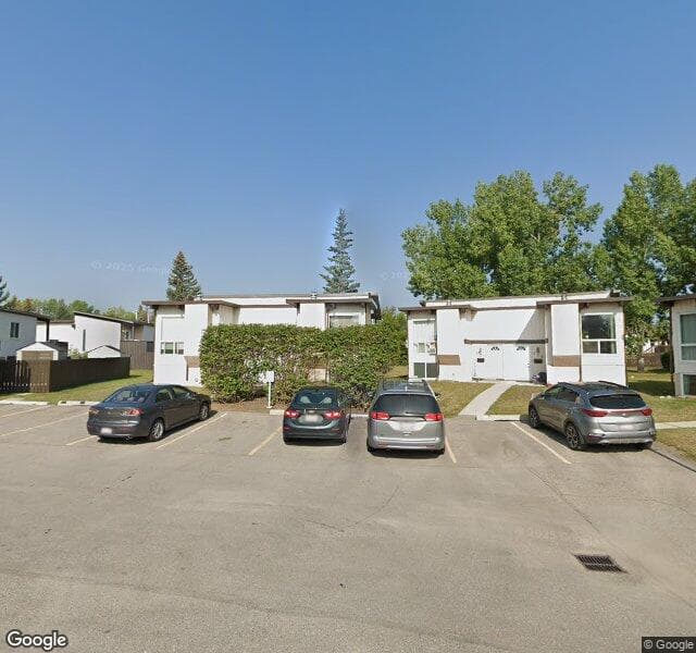 Street view of 109 Oaktree Lane SW, Calgary