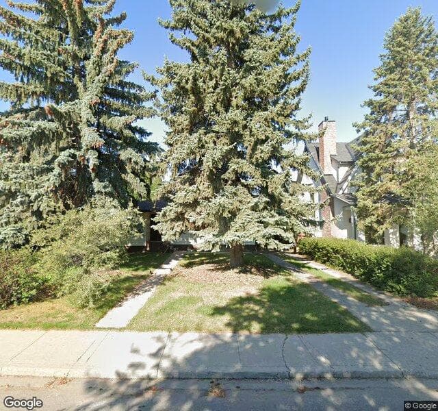 Street view of 4915 15 Street SW, Calgary