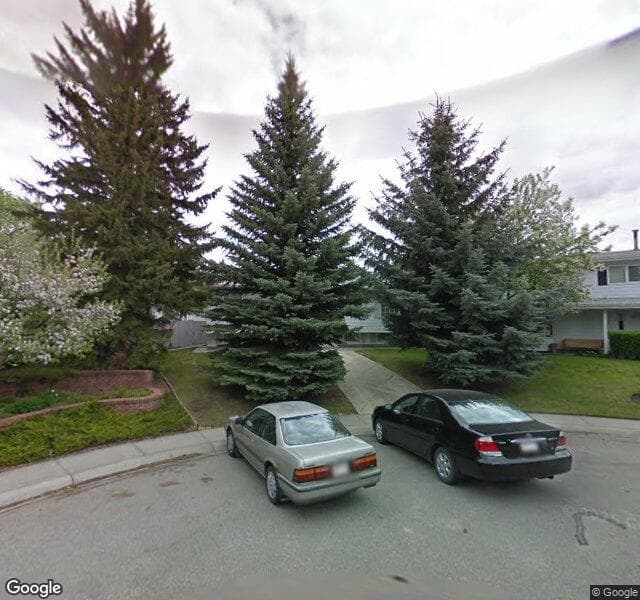 Street view of 935 Mapledale Place SE, Calgary