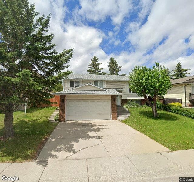 Street view of 451 Rundlelawn Way NE, Calgary