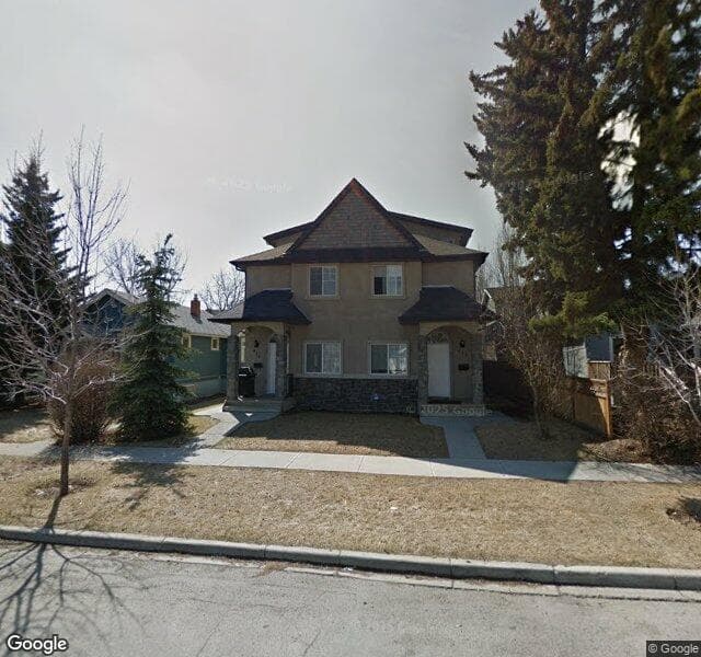 Street view of 2-435 13 Avenue NE, Calgary