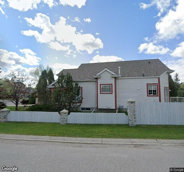 Street view of 923 Somerset Drive SW, Calgary
