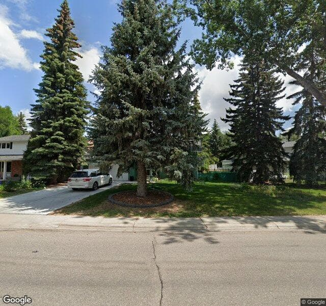 Street view of 622 Willingdon Boulevard SE, Calgary