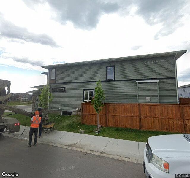Street view of 81 Evansfield Manor NW, Calgary