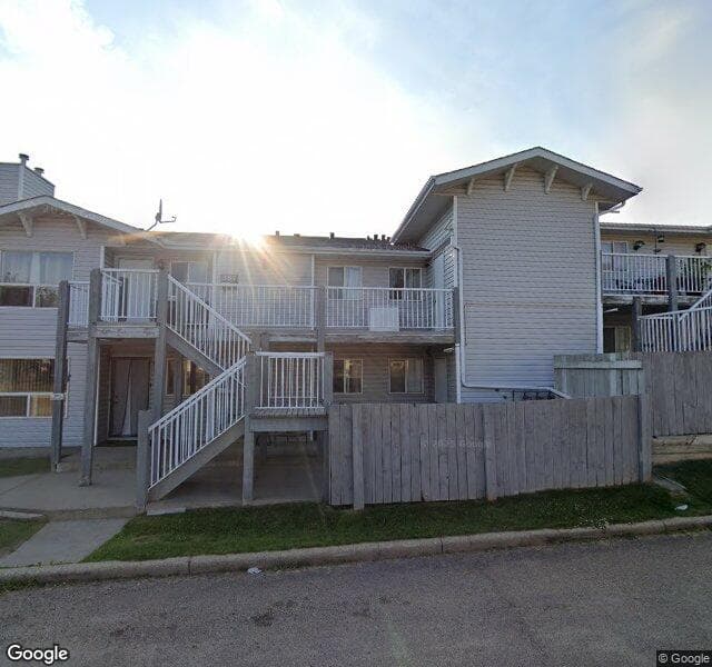 Street view of 364 Huntington Hill NW, Edmonton