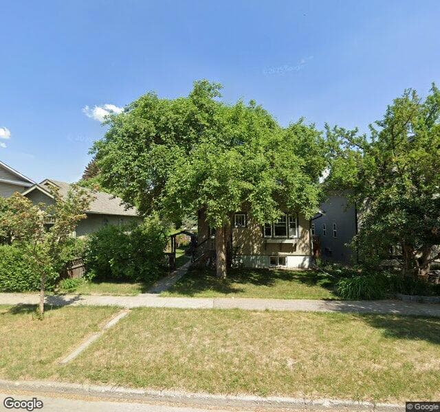 Street view of 712 7 Avenue NE, Calgary