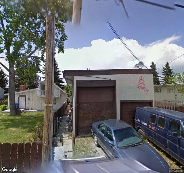 Street view of 2016 40 Street SE, Calgary