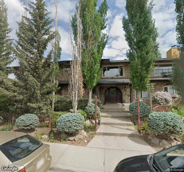 Street view of 1938 2 Avenue NW, Calgary