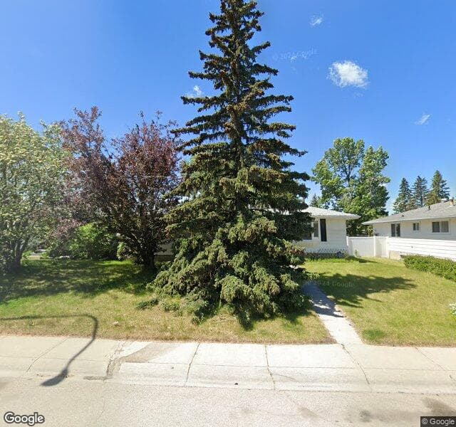 Street view of 4219 Voyageur Drive NW, Calgary