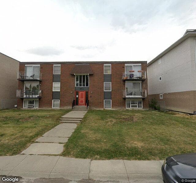 Street view of 11-3511 15 Street SW, Calgary