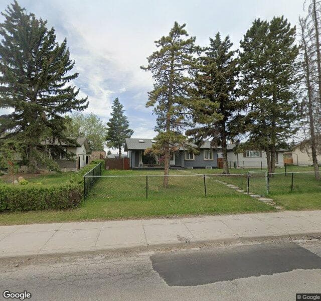 Street view of 627 52 Street NE, Calgary