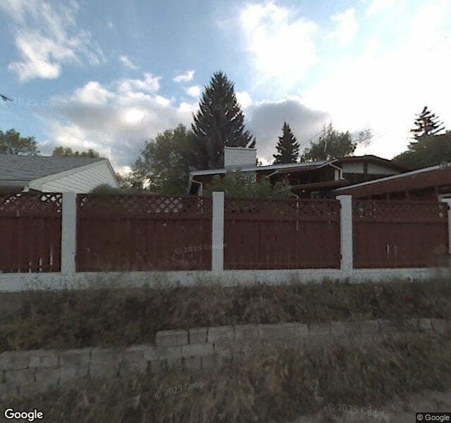 Street view of 3939 Brooklyn Crescent NW, Calgary