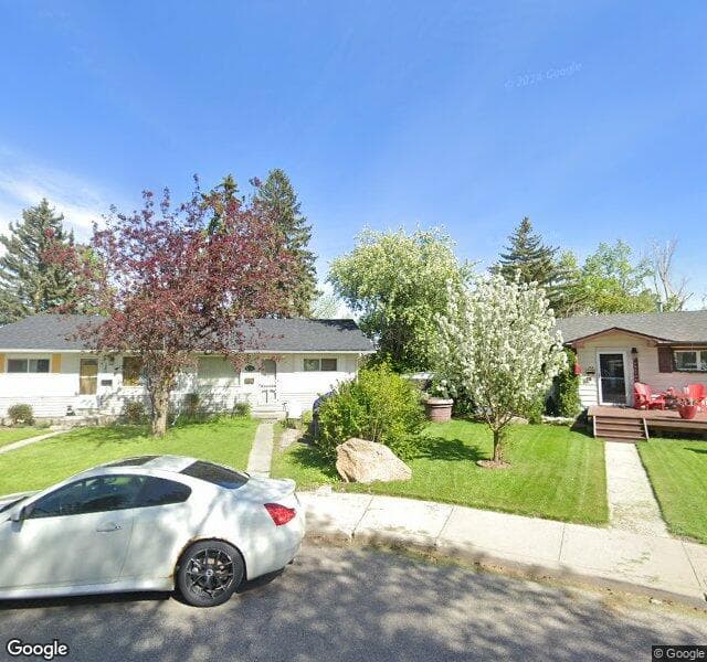Street view of 142 Lynnwood Drive SE, Calgary