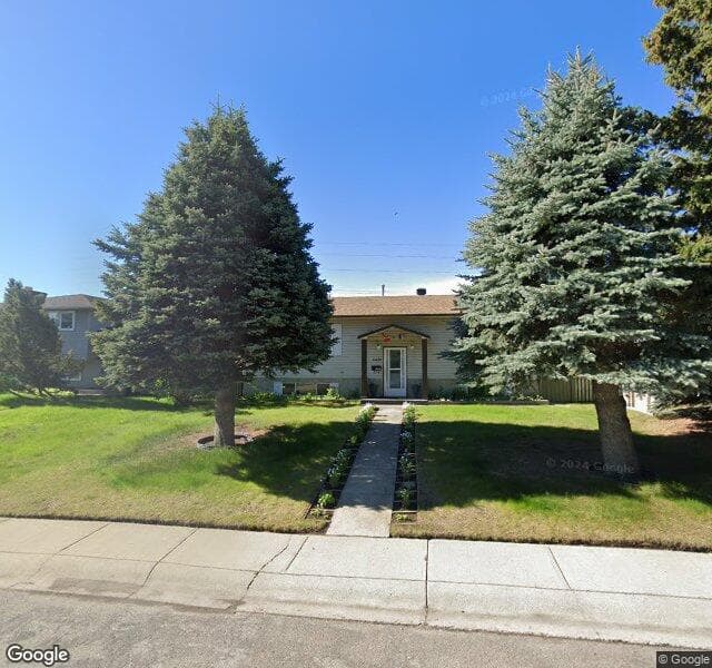Street view of 11427 Southdale Close SW, Calgary