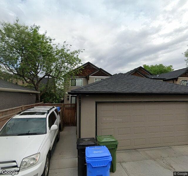 Street view of 621 26 Avenue NW, Calgary
