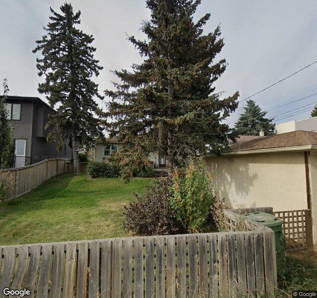 Street view of 1710 32 Street SW, Calgary