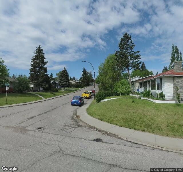 Street view of 604 101 Avenue SW, Calgary