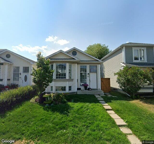 Street view of 40 River Rock Circle SE, Calgary
