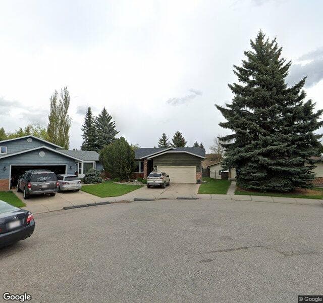 Street view of 220 Sunmount Place SE, Calgary
