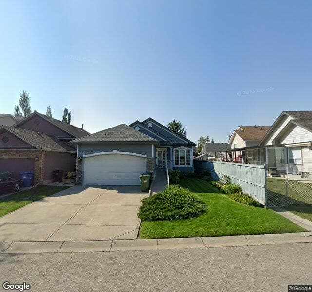 Street view of 147 Somerset Close SW, Calgary
