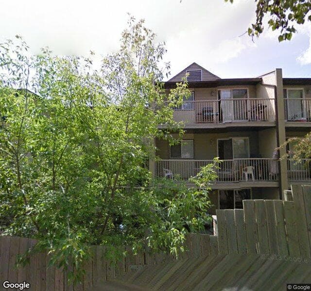 Street view of 203-420 3 Avenue NE, Calgary