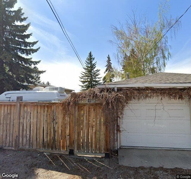 Street view of 336 Mariposa Drive NE, Calgary