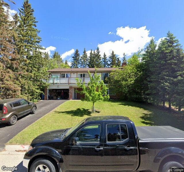 Street view of 4936 Dalham Crescent NW, Calgary