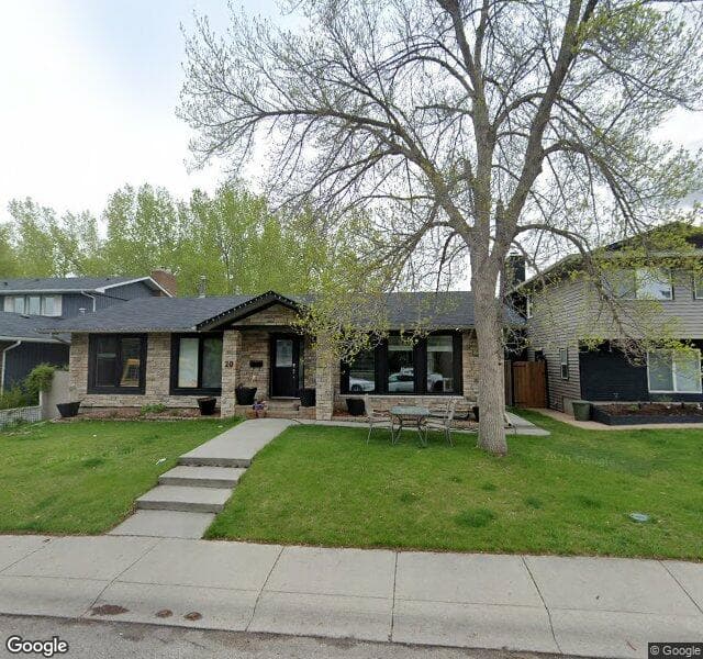 Street view of 20 Sunmount Crescent SE, Calgary