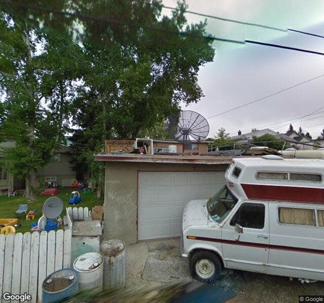 Street view of 2539 10 Avenue SE, Calgary