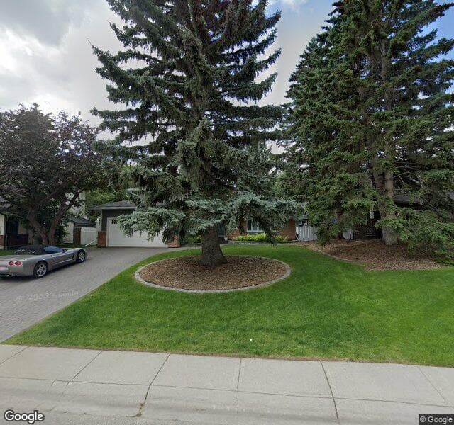 Street view of 613 Wilderness Drive SE, Calgary