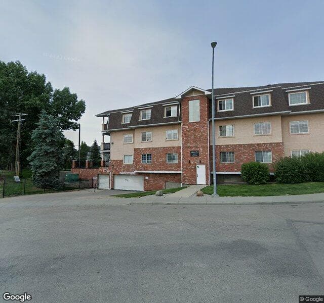 Street view of 10 Inglewood Point SE, Calgary