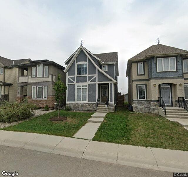 Street view of 142 Marquis Heights SE, Calgary
