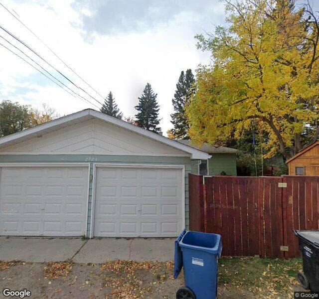 Street view of 2724 Lionel Crescent SW, Calgary