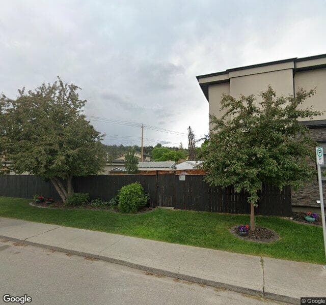 Street view of 435 28 Street NW, Calgary