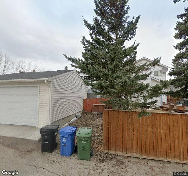 Street view of 47 River Rock Circle SE, Calgary